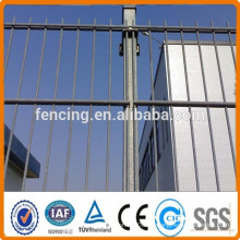 Anping fábrica Post cuadrado de soldado doble Wire Panel Fence